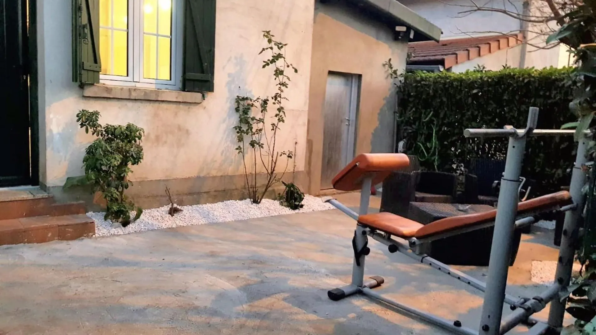 Maison Chaleureuse A Saint-Juery Avec Jardin France